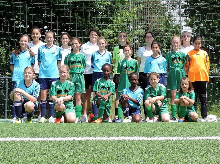 Juniorinnen – Teams aktiv beim Tag des Mädchenfußball post thumbnail image
